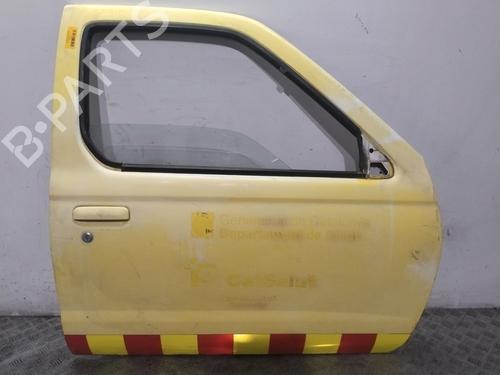 Used Right front door Right front door 38444475 38444475