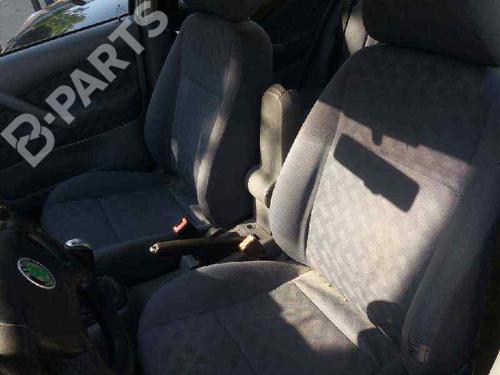 Left taillight SKODA OCTAVIA I (1U2) 1.9 TDI | BP5204530C34 