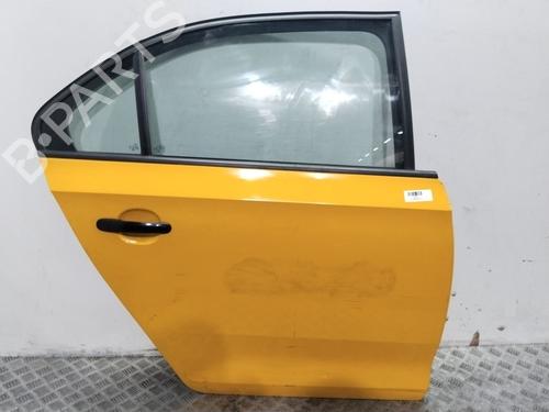 Used Right rear door SKODA RAPID (NH3, NK3, NK6) 1.6 TDI (115 hp) 18334603