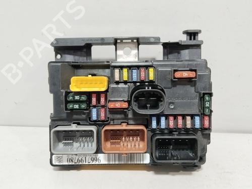 Used Fuse box Fuse box PEUGEOT 207 (WA_, WC_) 1.6 HDi (90 hp) 39412710 39412710