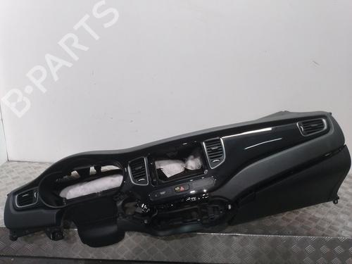 dashboard-kia-carens-iv-84710a4100wk-2013-11041299 main image