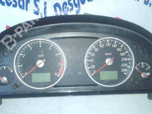 Used Instrument cluster FORD MONDEO III (B5Y) [2000-2007]  5195287