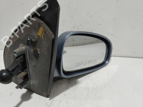 Used Right mirror CHEVROLET AVEO / KALOS Hatchback (T200) 1.4 16V (94 hp) 22716526