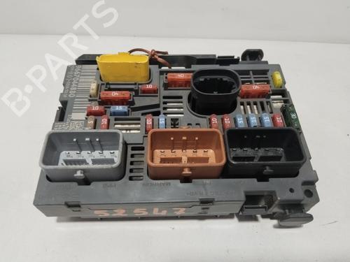 fuse-box-citroen-c4-grand-picasso-i-ua_-2006-2007-2008-2009-2010-2011-2012-2013-31590201 main image