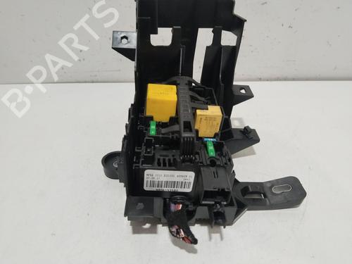 Used Fuse box OPEL CROSSLAND X / CROSSLAND (P17, P2QO) 1.6 Turbo D (75) (120 hp) 29279947