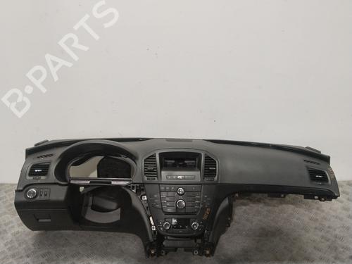 Used Dashboard OPEL INSIGNIA A Sports Tourer (G09) 2.0 CDTI (35) (160 hp) 28153334