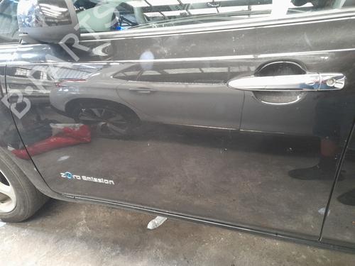 left-front-door-nissan-leaf-ze1-2017-37408031 main image