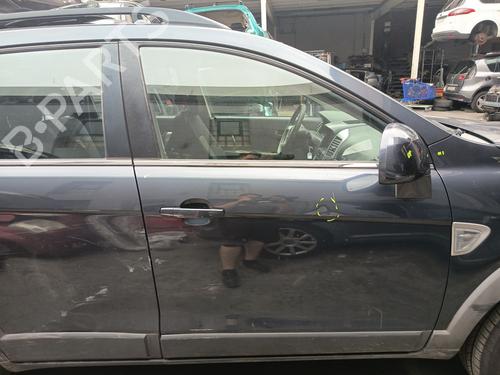 Dør højre fortil Dør højre fortil CHEVROLET CAPTIVA (C100, C140) 2.0 D (126 hp) 39883533 39883533