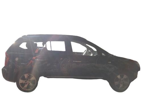 Left headlight KIA CARENS III MPV (UN) 2.0 CRDi 140 | BP31354086C28 