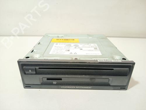 Used Radio Radio VW GOLF VII (5G1, BQ1, BE1, BE2) 1.6 TDI 4motion (110 hp) 33399441 33399441