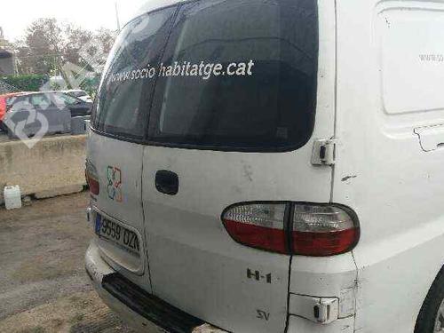 Left mirror HYUNDAI H-1 / STAREX Bus (A1) 2.5 TD 4WD | BP7580065C26 