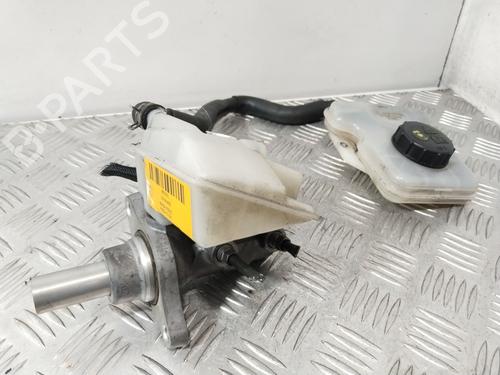 Used Brake master cylinder Brake master cylinder 37603702 37603702