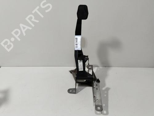 Used Clutch pedal FORD FOCUS III 1.6 TDCi (115 hp) 28155512