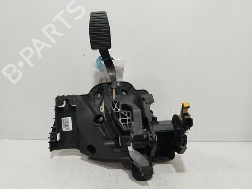 Used Break pedal FIAT TIPO Estate (356_, 357_) [2016-2025]  8773120