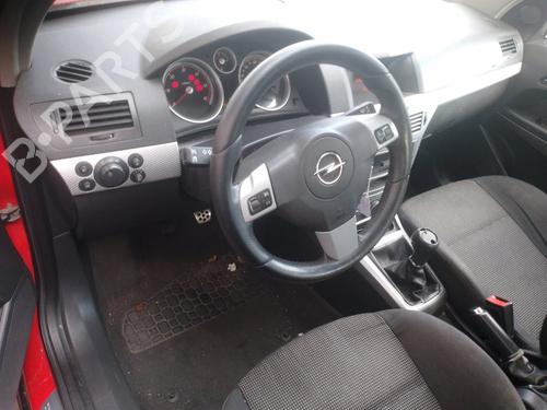 Engine control unit (ECU) OPEL ASTRA H (A04)  | BP13009797M57 