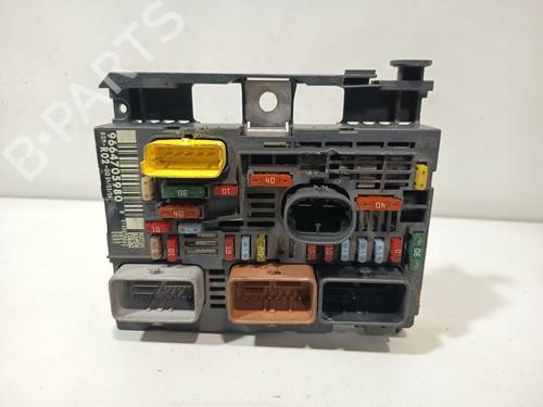 Used Fuse box Fuse box CITROËN C5 III (RD_) 1.6 HDi 110 (RD9HZC) (109 hp) 33336947 33336947