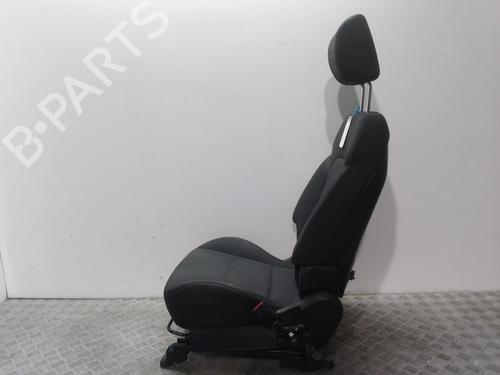 Right front seat KIA CARENS IV | BP11091000C16 - Image 2