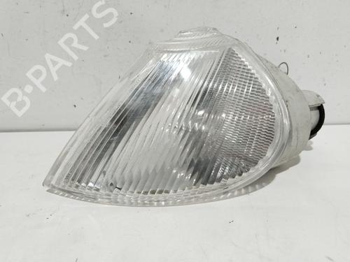 Used Left front indicator Left front indicator RENAULT LAGUNA I (B56_, 556_) [1993-2002] 20660498 20660498