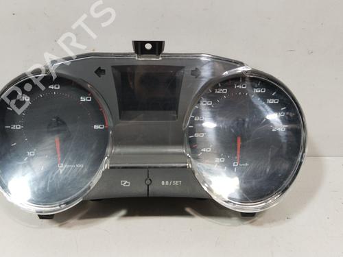 Used Instrument cluster Instrument cluster 32529854 32529854