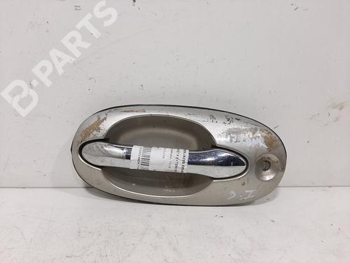 Used Front left exterior door handle KIA CARNIVAL I (UP) [1998-2001]  6599379