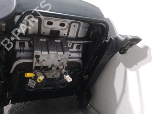 Right front seat KIA CARENS IV | BP11091000C16 - Image 4