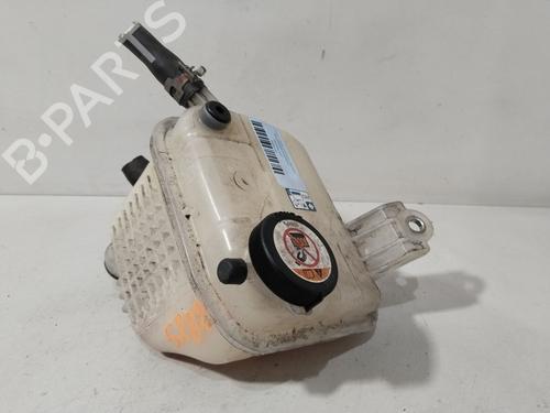 Ekpansionstank TOYOTA COROLLA Saloon (_E21_) 1.8 VVTi Hybrid (ZWE211, MZEA12) (98 hp) 30591288