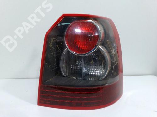 Used Right taillight LAND ROVER DEFENDER Station Wagon (L316) 2.5 Td5 4x4 (L316) (122 hp) 9976202