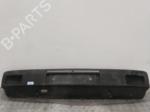 Used Front bumper MERCEDES-BENZ MB Van (W631) [1988-1996]  31717094