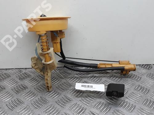 Used Fuel pump BMW 3 (E46) 320 d (136 hp) 8275653