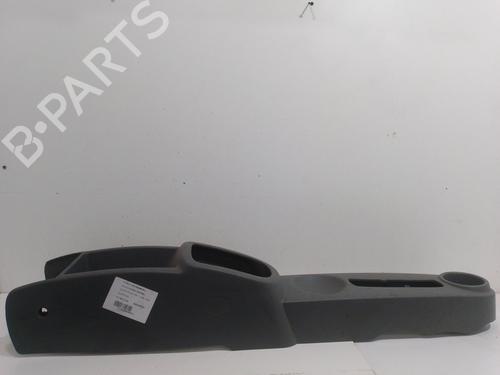 Used Armrest / Center console Armrest / Center console DAEWOO KALOS (KLAS) 1.2 (72 hp) 12256711 12256711