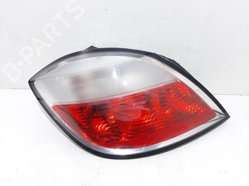 Venstre Baklys OPEL ASTRA H (A04) [2004-2014]  17462685