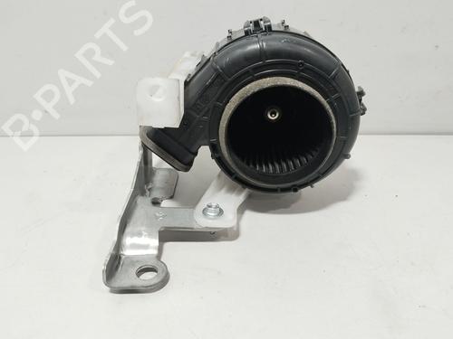 Used Heater blower motor Heater blower motor TOYOTA COROLLA Estate (_E21_) 2.0 Hybrid (MZEH19) (196 hp) 40101912 40101912