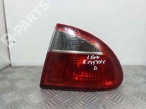 Used Right taillight SEAT LEON (1M1) [1999-2006]  5796328