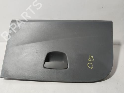 Used Glove box SEAT IBIZA IV (6J5, 6P1) 1.6 TDI (90 hp) 31586034