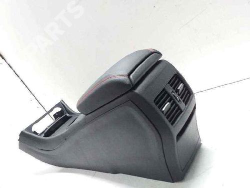 Armrest / Center console MERCEDES-BENZ GLA-CLASS (X156) GLA 220 d (156.903) | BP7152538I20 