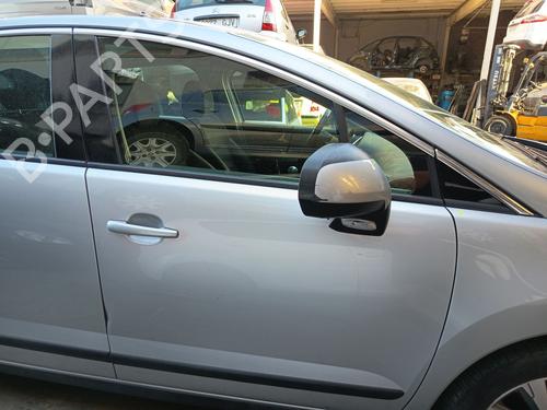 Used Right front door Right front door 38775991 38775991