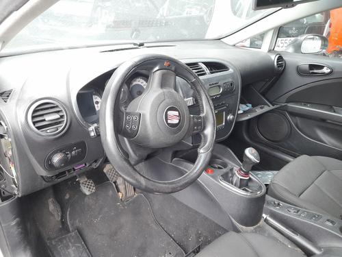 Front left seatbelt SEAT LEON (1P1) 2.0 TDI | BP33401380I26 - Image 5