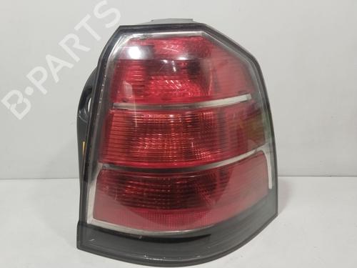 Feu arrière droit OPEL ZAFIRA / ZAFIRA FAMILY B (A05) 1.9 CDTI (M75) (120 hp) 31974210