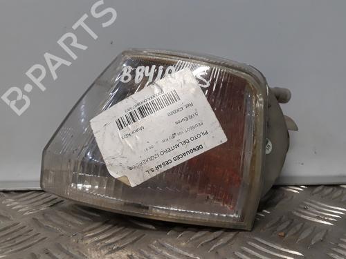 Used Left front indicator Left front indicator PEUGEOT 106 I (1A, 1C) [1991-1996] 5207220 5207220