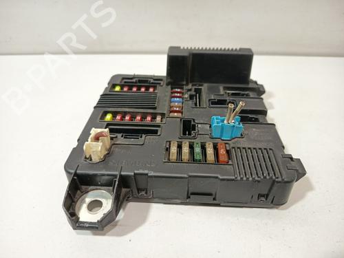 Used Fuse box Fuse box RENAULT MEGANE II Estate (KM0/1_) 1.5 dCi (KM02, KM13) (101 hp) 33977078 33977078