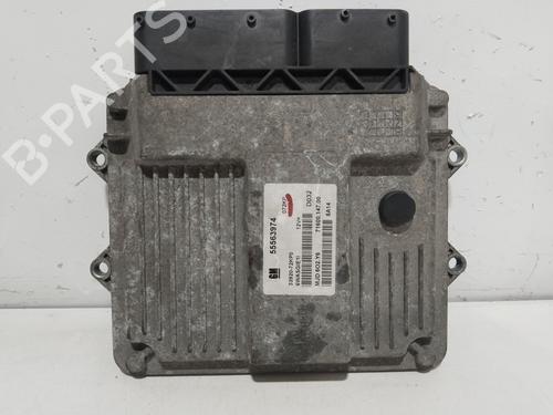 Used Engine control unit (ECU) Engine control unit (ECU) SUZUKI SWIFT III (MZ, EZ) 1.3 DDiS (RS413D) (75 hp) 24916401 24916401
