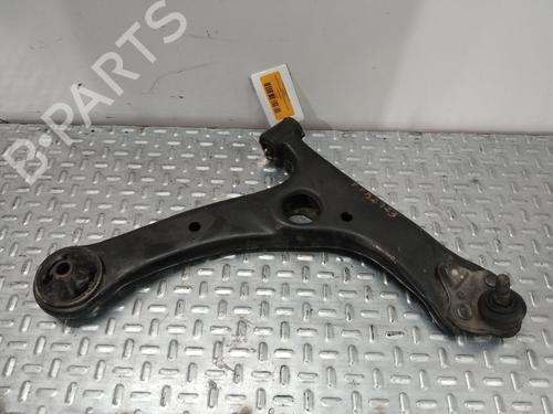 Used Right front suspension arm Right front suspension arm TOYOTA COROLLA (_E12_) 2.0 D-4D (CDE120R, CDE120L_) (110 hp) 33468068 33468068