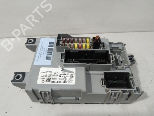 Used Fuse box Fuse box FIAT PUNTO EVO Hatchback Van (199_) 1.3 D Multijet (199.AXT1A, 199.AXC1A) (75 hp) 29869947 29869947