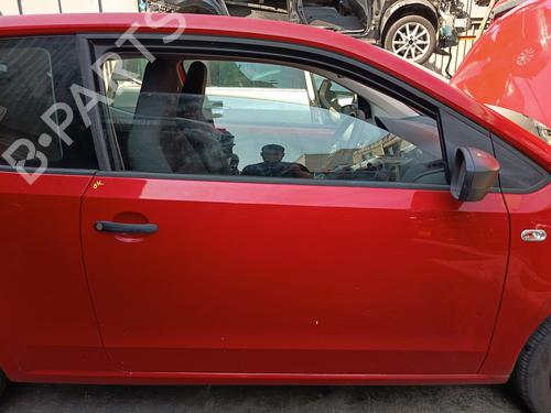 right-front-door-vw-up-121-122-bl1-bl2-bl3-123-2011-38069338 main image