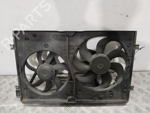 Koelventilatormotor SEAT LEON (1M1) 1.9 TDI (110 hp) 28544114