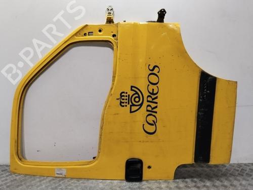 right-front-door-nissan-primastar-van-x83-2002-5196705 main image