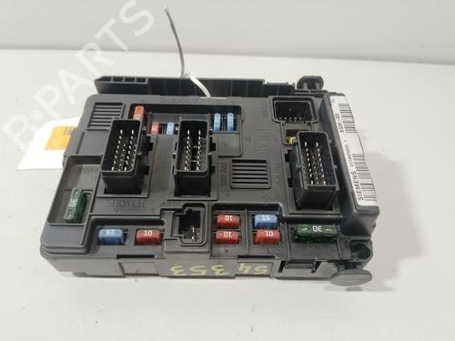 Used Fuse box Fuse box 38286959 38286959
