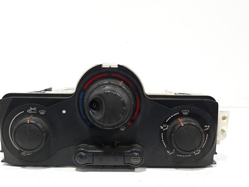 Used Climate control Climate control RENAULT MEGANE II (BM0/1_, CM0/1_) [2001-2012] 7920055 7920055