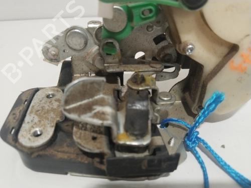 Rear right lock KIA SORENTO I (JC) 2.5 CRDi | BP27179854C99 