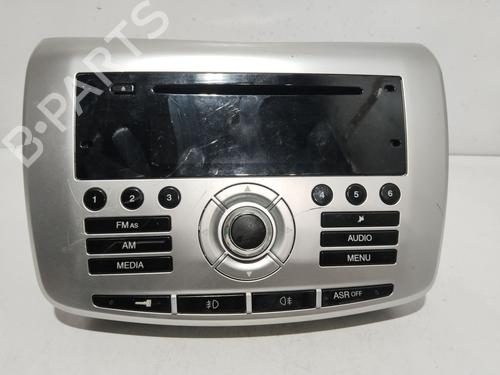 Used Radio Radio LANCIA DELTA III (844_) 1.6 D Multijet (844.AXC11, 844.AXC1A) (120 hp) 26558513 26558513